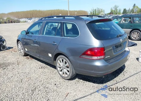 2013 Volkswagen Jetta Sportwagen 2.0L Tdi z USA, uszkodzony, nr VIN 3VWPL7AJ9DM666456